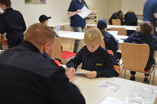 Zatschkowitsch Caroline FJ Wissenstest Engelhartstetten 14